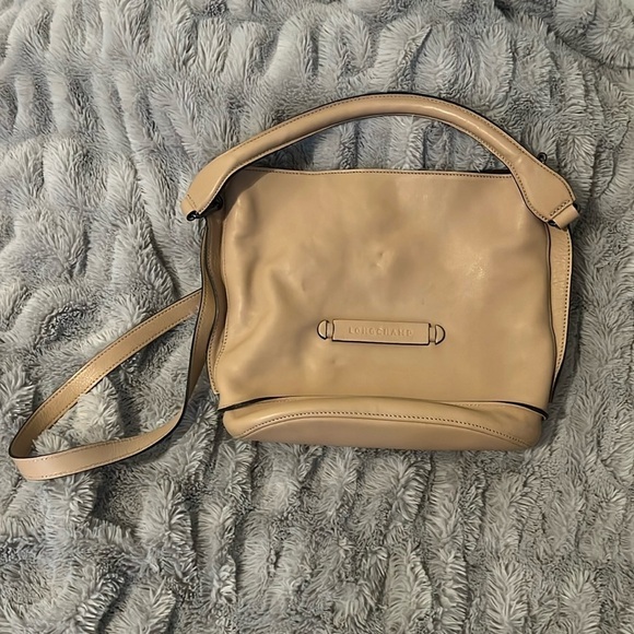 Longchamp classic leather cross body 3D bag in light beige - Picture 2 of 16